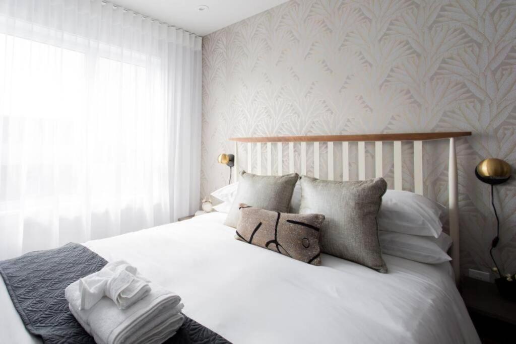 Wonderful Studio In Little Italy With Full Bath By Den Stays Montreal Zewnętrze zdjęcie
