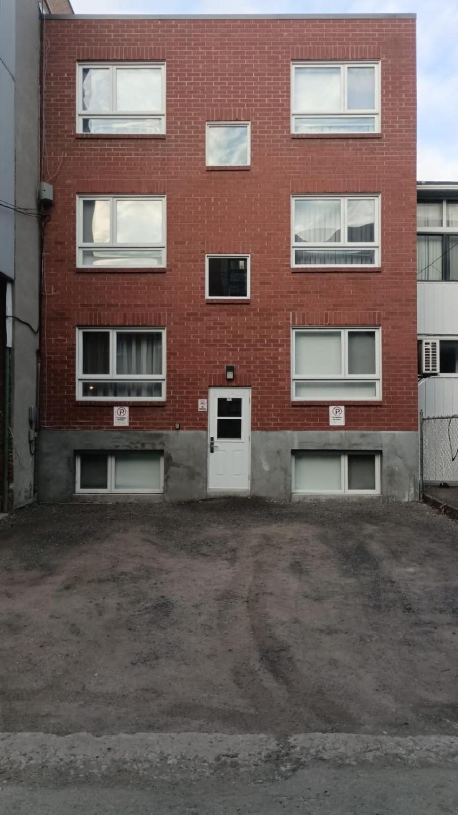 Wonderful Studio In Little Italy With Full Bath By Den Stays Montreal Zewnętrze zdjęcie
